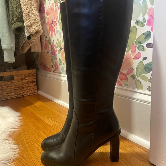 Linea Paolo Black Leather Boots - Like New - Picture 4 of 4